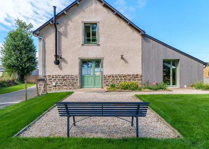 Grange Moderne Pres De Rennes Avec Jolie Vue !
