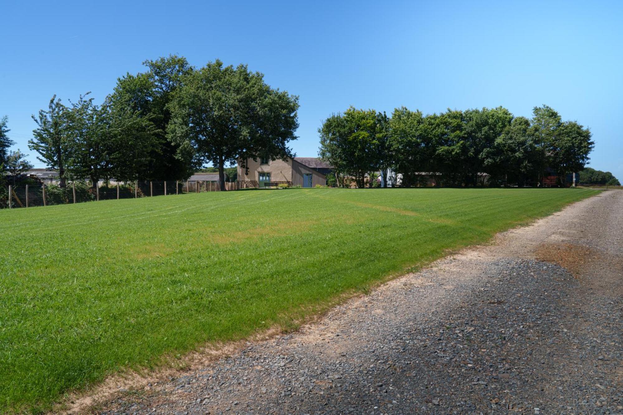 Grange Moderne Pres De Rennes Avec Jolie Vue ! Holiday home